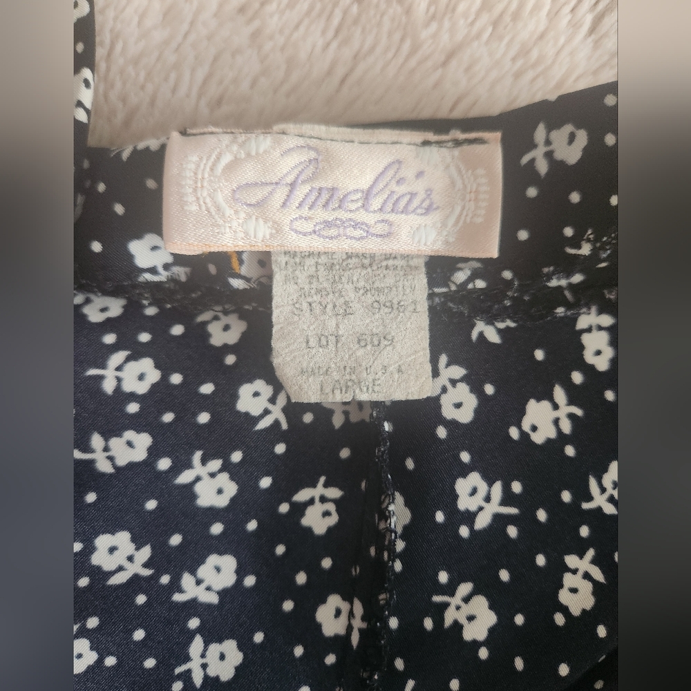 Vintage Amelia's Blue & White‎ Floral Loungewear With Matching Robe LG - Picture 2 of 9